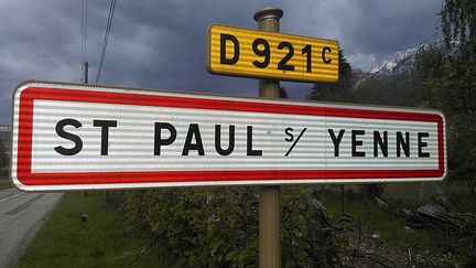 Panneau d'entrée de village Saint-Paul-sur-Yenne (CHENOUILLE / WIKIMEDIA COMMONS)