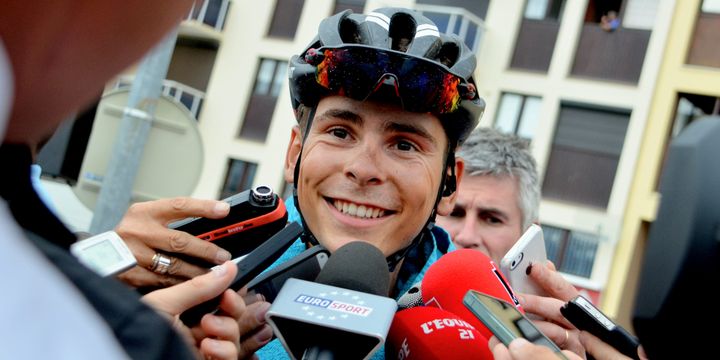 Warren Barguil à l'aise avec les médias. 