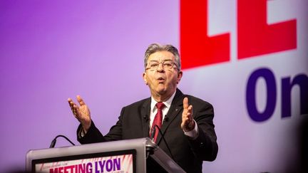 Jean-Luc Mélenchon lors d'un meeting à Lyon (Rhône), le 6 juin 2024. (ROMAIN COSTASECA / HANS LUCAS / AFP)