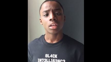 Capture d'écran de la vidéo postée le 27 mai 2020 sur Instagram par Keedron Bryant, un chanteur de gospel âgé de 12 ans, sur la mort de l'Afro-Américain George Floyd qui embrase les Etats-Unis.&nbsp; (KEEDRON BRYANT / INSTAGRAM)