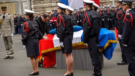 &nbsp; (Ceremonie d'hommage aux 3 policiers victimes des attentats terroristes a la prefecture de Police de Paris © Maxppp)