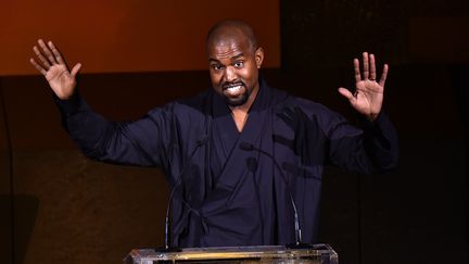 Kanye West à la remise du prix "Fashion Icon" en 2015 à New York.&nbsp; (MICHAEL LOCCISANO / GETTY IMAGES NORTH AMERICA)