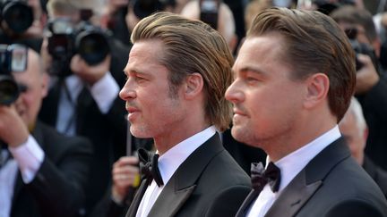 Brad Pitt et&nbsp;Leonardo Di Caprio au Festival de Cannes (Alpes-Maritimes), le 28 mai 2019.&nbsp; (JACKY GODARD / AFP)