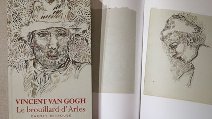 "Vincent Van Gogh, le brouillard d'Arles, carnet retrouvé" aux édition du Seuill : 1re de couverture et planche
 (Christophe Ena/AP/SIPA)