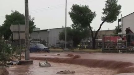 Grèce : la région d'Athènes touchée par des inondations meurtrières