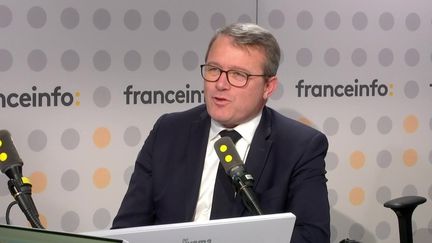 François Duvovray, ministre délégué aux Transports, vendredi 22 novembre. (FRANCEINFO / RADIO FRANCE)