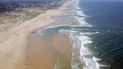 La plage du Porge, le 2 ao&ucirc;t 2007.&nbsp; (JEAN-PIERRE MULLER / AFP)