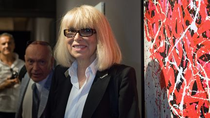 Mireille Darc : une femme engagée