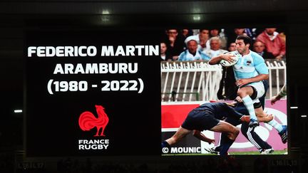 Un hommage a été rendu à l'ancien rugbyman Federico Martin Aramburu, lors du match du tournoi des Six Nations France-Angleterre, au Stade de France, le 19 mars 2022. (MAXPPP)