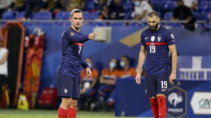 Antoine Griezmann et Karim Benzema lors du match entre la France et la Finlande, le 7 septembre au Groupama Stadium à Lyon (JEAN CATUFFE / JEAN CATUFFE)