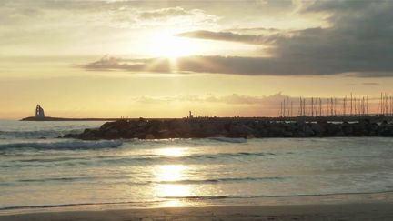 Hérault : à la Grande-Motte, le pont du 11 novembre apprécié par les touristes