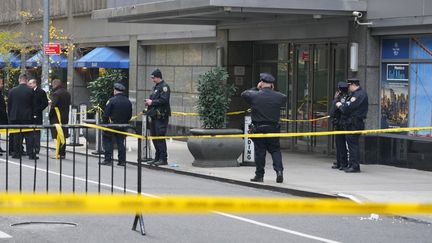 Le patron d'un géant de l'assurance santé, Brian Thompson, tué par balle en plein coeur de New York