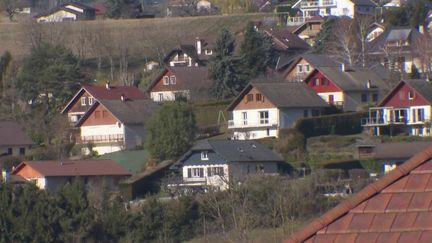 Covid-19 : un foyer de contamination dans un village de Haute-Savoie