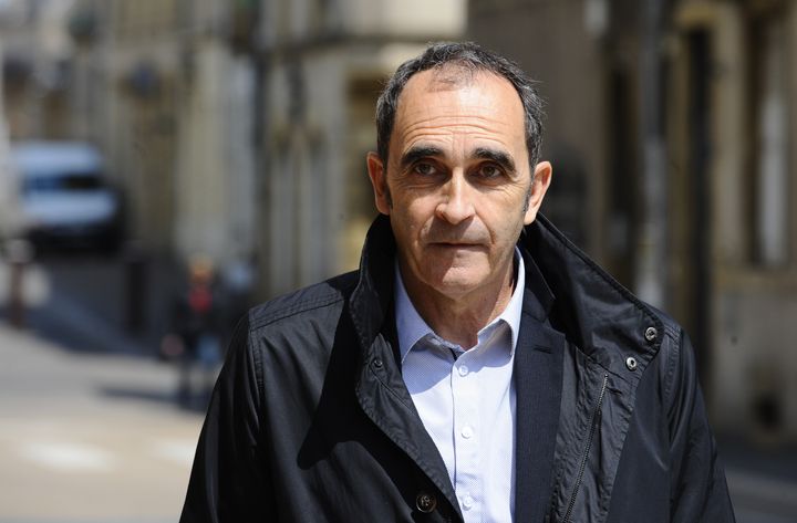 L'ancien gendarme Jean-François Abgrall, à son arrivée au procès de Francis Heaulme, le 9 mai 2017, à Metz (Moselle). (JEAN CHRISTOPHE VERHAEGEN / AFP)