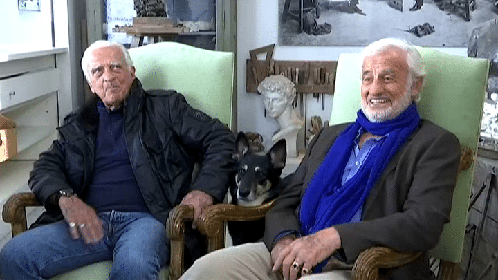 Alain et jean-Paul Belmondo dans l'atelier reconstitué de leur père
 (France 3/Culturebox)