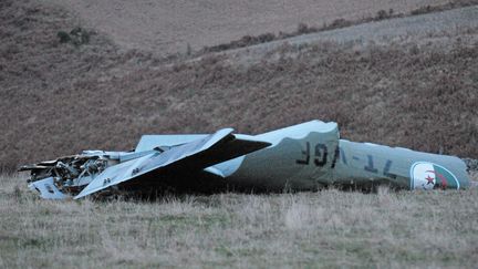 Un avion de transport de fret militaire alg&eacute;rien s'est &eacute;cras&eacute; &agrave; proximit&eacute; du village de Tr&eacute;lans (Loz&egrave;re), le 9 novembre 2012. (MAXPPP)