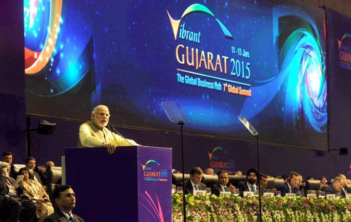 Le Premier ministre indien Narendra Modi lors de l'édition 2015 du «Vibrant Gujarat Summit», le 11 janvier 2015 à Gandhinagar (Etat du Gujarat), en Inde.   (PIB / AFP)