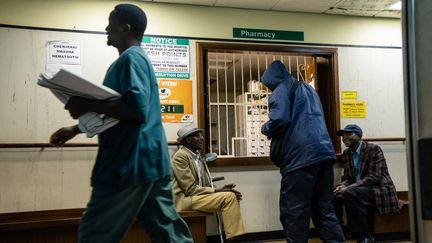 L'hôpital Parirenyatwa dans la capitale Harare est sous-équipé comee tous ceux du pays (9 septembre 2019). (JEKESAI NJIKIZANA / AFP)