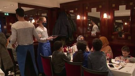 Nord : le Secours Populaire organise un repas de Noël pour les familles précaires