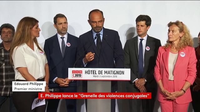 Grenelle des violences conjugales : Edouard Philippe annonce le lancement d'un audit dans 400 commissariats et gendarmeries