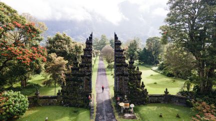 The Candi Bentar Hindu temple in Bali, Indonesia, March 16, 2022. (ALI TRISNO PRANOTO / MOMENT RF / GETTY IMAGES)