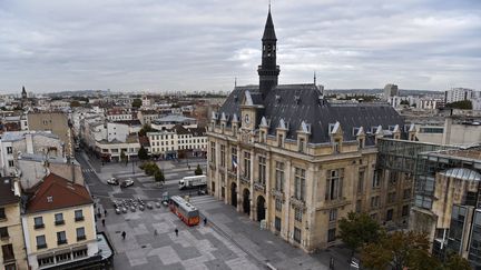 Le quartier de l'hôtel de ville de Saint-Denis (Seine-Saint-Denis). (CHRISTOPHE ARCHAMBAULT / AFP)