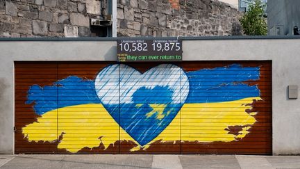 Après deux ans et demi de guerre en Ukraine, l'Irlande revoit ses conditions d'accueil des réfugiés