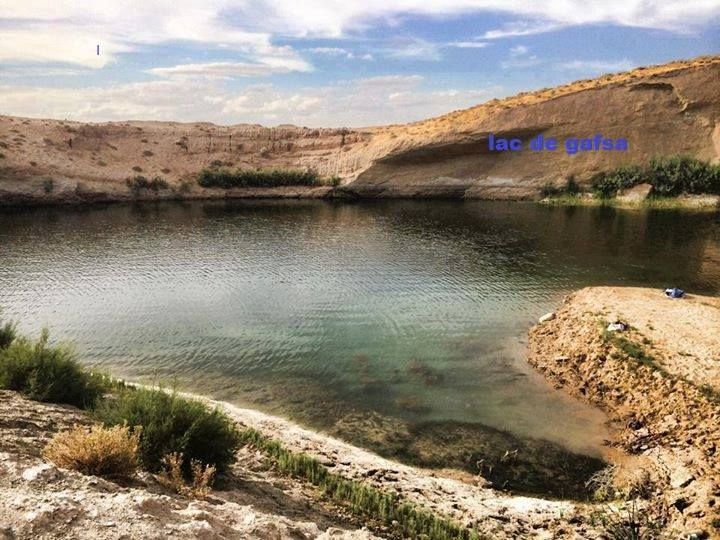 Le "lac de Gafsa" apparu dans le d&eacute;sert tunisien, le 25 juillet 2014. (LAC DE GAFSA / FACEBOOK)