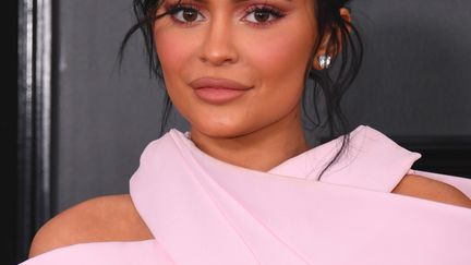 Kylie Jenner, le 10 février 2019, à Los Angeles. (VALERIE MACON / AFP)