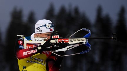 Tarjei Boe s'impose sur la poursuite de Nove Mesto le 7 mars 2021 (ALEXEY FILIPPOV / SPUTNIK)