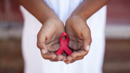 "Pour se protéger, il faut avoir appris à le faire". Certains parents ne l'ont jamais appris à leur enfant.&nbsp; (BIGFIVE IMAGES / GALLO IMAGES / GETTY IMAGES)