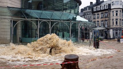 Inondations en Belgique : deux morts et des centaines de personnes évacuées