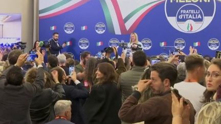 Italie :&nbsp;Giorgia&nbsp;Meloni&nbsp;face au défi de composer un gouvernement durable (FRANCE 2)
