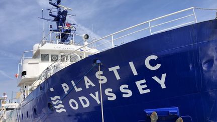 Le navire expérimental Plastic Odyssey à Marseille.&nbsp; (HUGO CHARPENTIER / RADIO FRANCE)