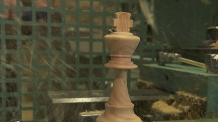 Jura : le nouveau succès des échecs fait le bonheur d’un fabricant de jeux en bois (FRANCE 2)