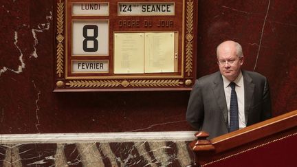 Yves Colmou, conseiller du Premier ministre, assiste aux débats à l'Assemblée nationale, le 8 février 2016. (JACQUES DEMARTHON / AFP)