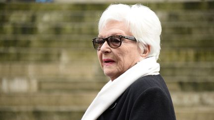 L'actrice Line Renaud lors des obsèques de Michel Galabru à l'église Saint-Roch à Paris, le 12 janvier 2016. (BERTRAND GUAY / AFP)