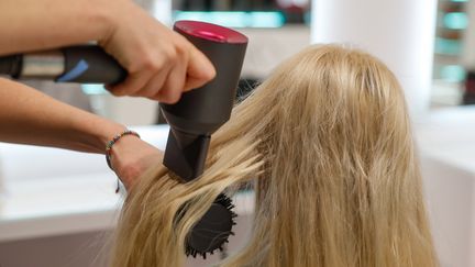 Illustration salon de coiffure. (GERALD MATZKA / DPA / PICTURE-ALLIANCE / NEWSCOM / MAXPPP)