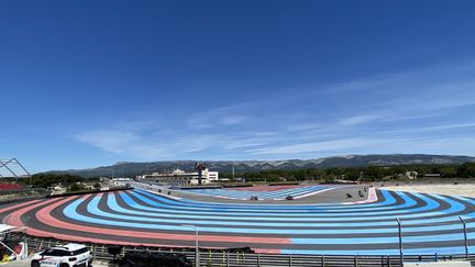 Reprise des roulages sur le circuit Paul-Ricard du Castellet, dans le Var, pour les motos après plus de deux mois de confinement. 24 mai 2020. (FANNY LECHEVESTRIER / DIR SPORTS)