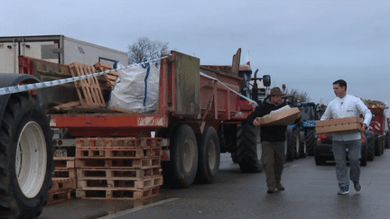 Colère des agriculteurs : la mobilisation s’intensifie dans toute la France (franceinfo)