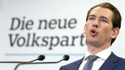 Le leader du parti conservateur autrichien ÖVP, Sebastian Kurz, le 11 novembre 2019 à Vienne. (JOE KLAMAR / AFP)