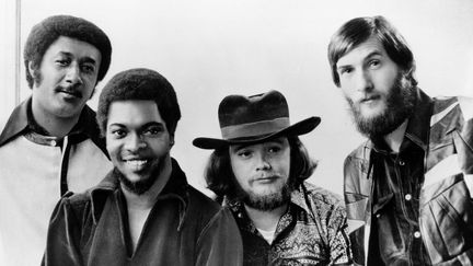 Le groupe Booker T. and the MG's au complet, en 1970. De gauche &agrave; droite : Al Jackson, Booker T. Jones, Donald "Duck" Dunn (avec le chapeau) et Steve Cropper.&nbsp; (AP / SIPA)