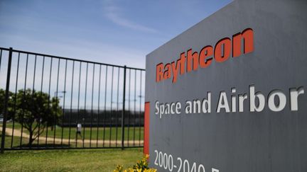 Les groupes américains Raytheon et United Technologies ont fusionné pour créer un géant de&nbsp;l'aéronautique et de la défense. (MARIO TAMA / GETTY IMAGES NORTH AMERICA)