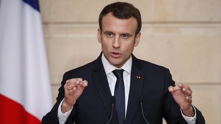 Emmanuel Macron lors d'une conférence de presse à l'Elysée, lundi 16 avril 2018. (CHARLES PLATIAU / CHARLES PLATIAU)