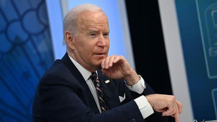 Le président américain Joe Biden à Washington (Etats-Unis), le 22 février 2022. (BRENDAN SMIALOWSKI / AFP)