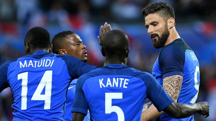 L'Équipe de France a réalisé le match parfait face à l'Écosse, à moins d'une semaine de son entrée dans l'Euro (FRANCK FIFE / AFP)