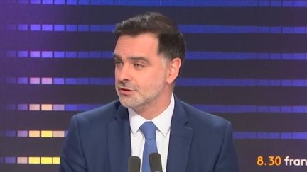 Le ministre du Budget et des Comptes publics, Laurent Saint-Martin, le 8 octobre 2024 sur franceinfo. (FRANCEINFO / RADIO FRANCE)