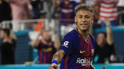 Le Brésilien&nbsp;Neymar lors d'un match au Hard Rock Stadium de Miami en Floride, le 29 juillet 2017. (MIKE EHRMANN / GETTY IMAGES NORTH AMERICA)