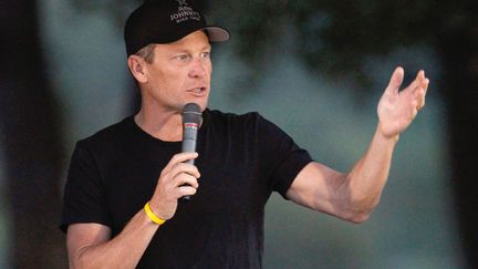 L'ancien cycliste Lance Armstrong, le 21 octobre 2012 &agrave; Austin (Texas). (TOM PENNINGTON / GETTY IMAGES NORTH AMERICA / AFP)