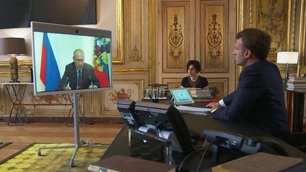 Guerre en Ukraine : retour sur un an de diplomatie entre Paris et Moscou